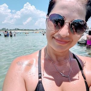 Meet your Posher, Kat